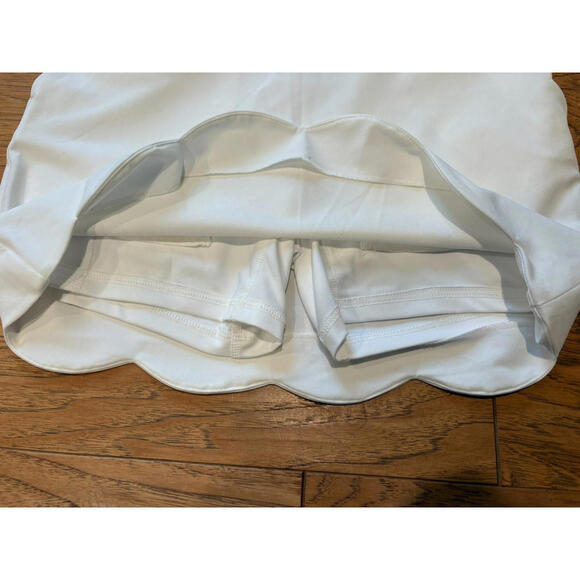 Vineyard Vines Performance Scallop Skort Sz 0 Athletic Skirt White Golf Tennis - Picture 3 of 9